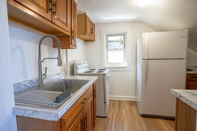 Foto del edificio - 4711 Branchville Rd