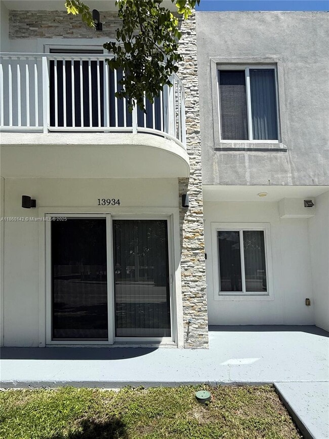 Building Photo - 13934 SW 259th Way