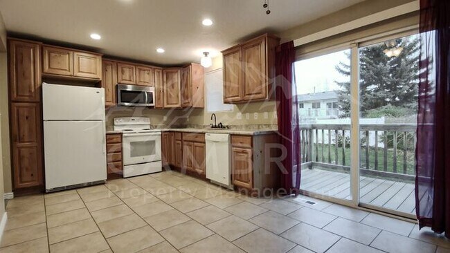 Foto del edificio - Lovely 4 BR Home in West Valley