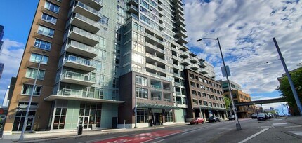 Building Photo - 583 Battery St