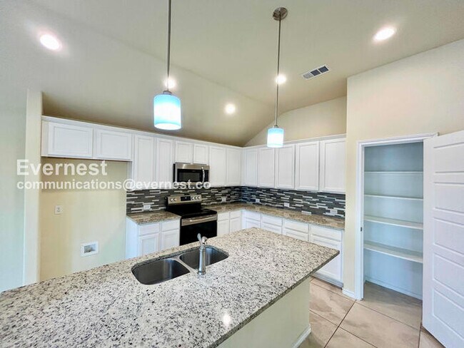 Foto del edificio - 1413 Avenue A