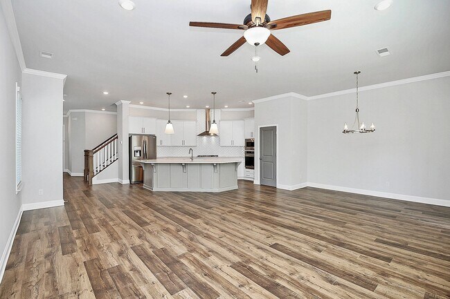 Building Photo - Villa Heights 3-bedroom Beauty!