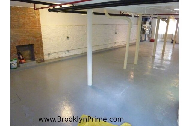 Foto del edificio - 195 Calyer St