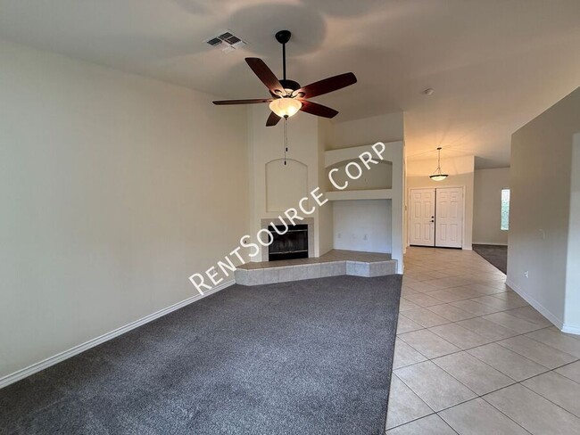 Foto del edificio - 3714 Pondera St