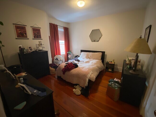 Foto del edificio - 1495 Beacon St