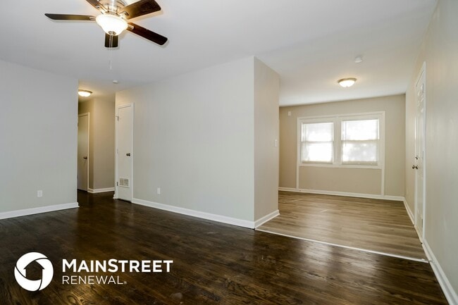 Foto del edificio - 6401 E 149th St