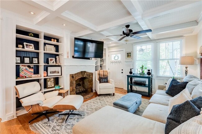 Building Photo - 45 Mortimer St SE