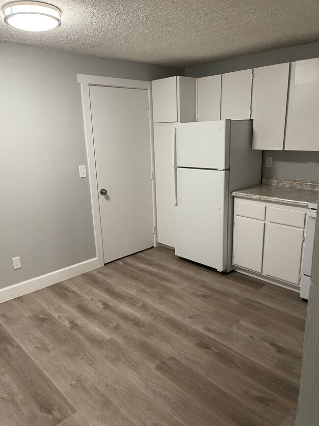 Garage Access - 3004 SW 209th Ave