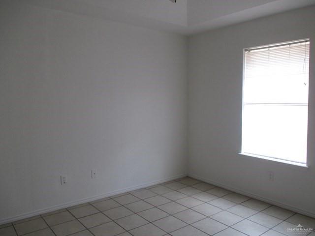 Building Photo - 607 Gastel Cir