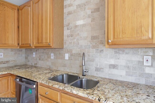 Foto del edificio - 12225 Fletchertown Rd