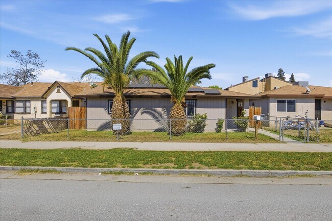 Foto del edificio - 314 Monterey St