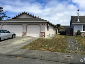 Building Photo - 1399 Chickadee Ct
