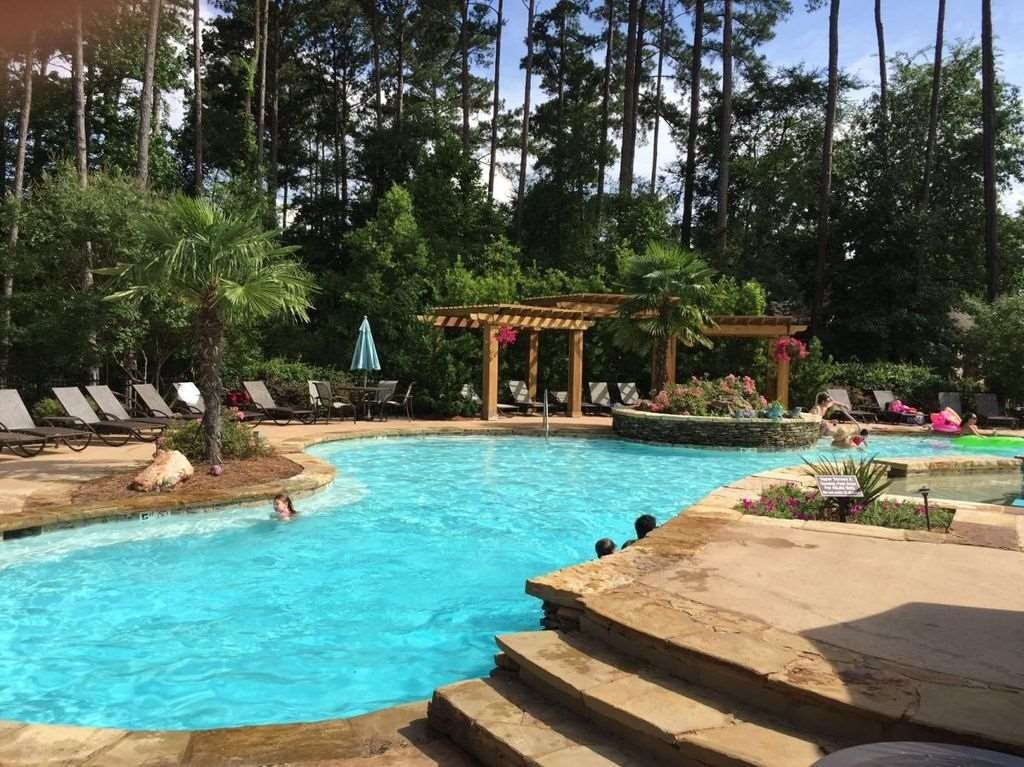 Building Photo - 123 Cavanaugh Dr