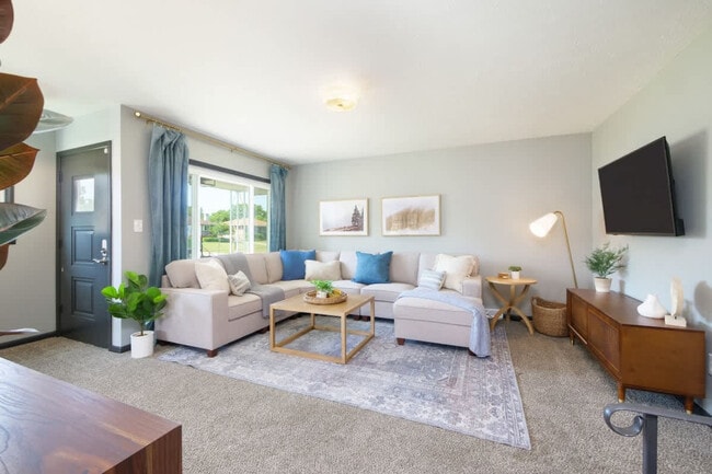 Foto del edificio - 8910 Cambridge Dr