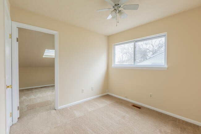 Foto del edificio - 11 Overlook Ct