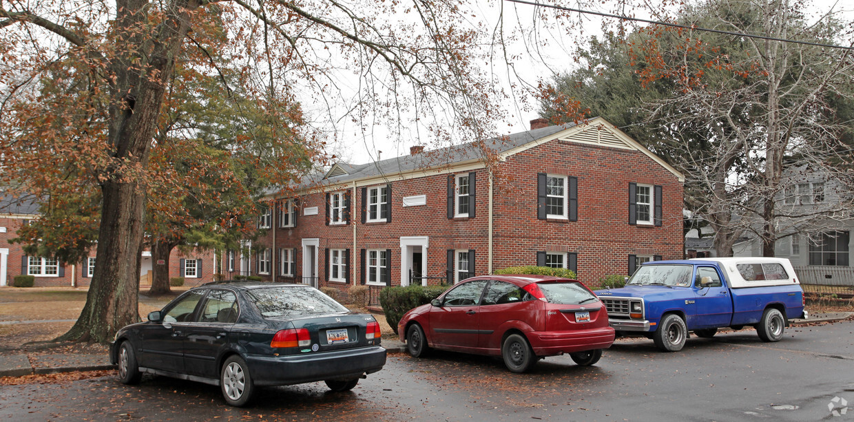 Monument Square - Park Court Apartments