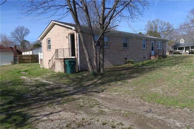 Building Photo - 3400 South St