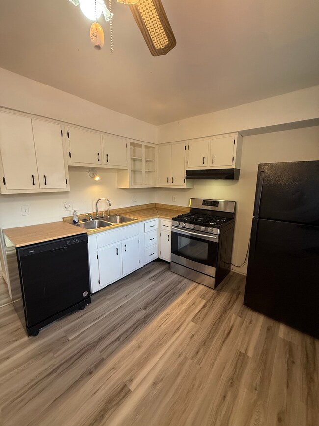 COCINA - 581 Bessinger Dr