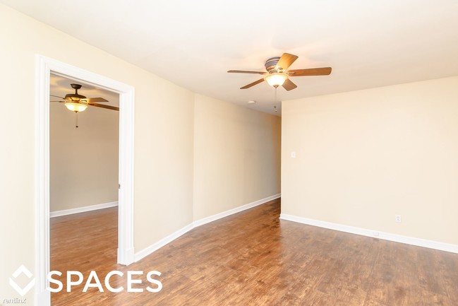 3 br, 1 bath - 1127 N State St 3A - Condo for Rent in Chicago, IL |  