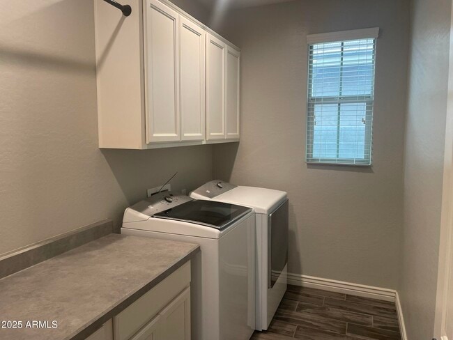 Foto del edificio - 3890 E Perkinsville St