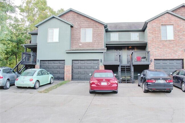 Building Photo - 775 W Sandy Beach Ln
