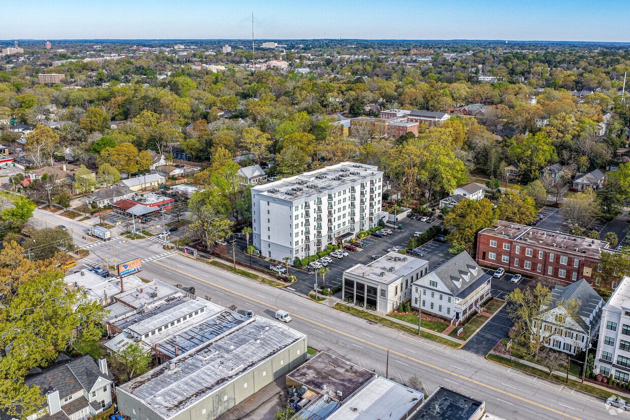 Aerial Photo - Devine & Heidt