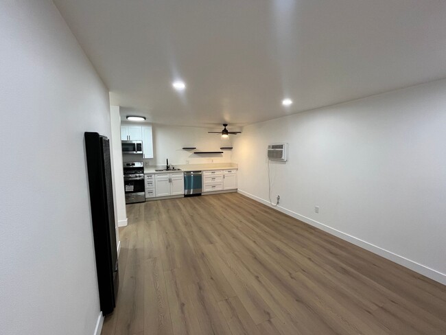 Foto del edificio - Individual Bungalows: All 1 bedroom/ 1 bat...