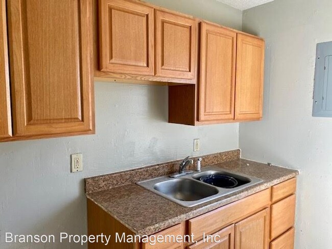 Building Photo - 2 br, 1 bath House - 4418 S Jade