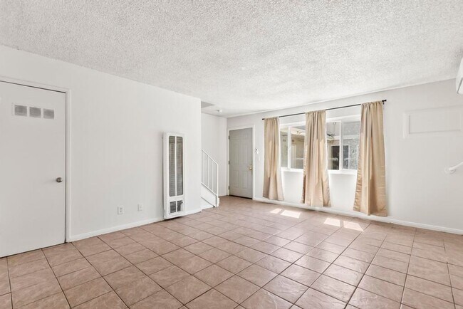 Foto del interior - 11645 Mapledale St