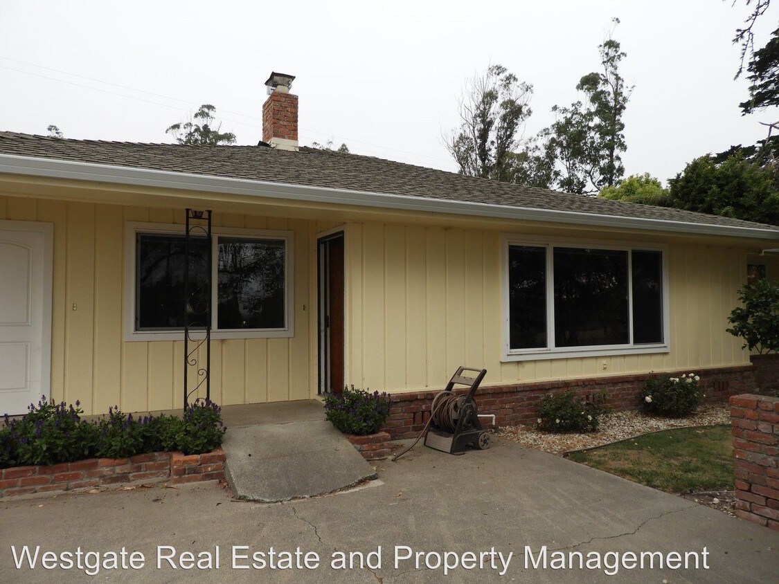 Primary Photo - 4 br, 3 bath House - 15400 Valley Ford Road