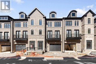 Building Photo - 260 Eagle St