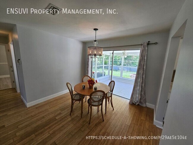 Building Photo - 2445 Indigo Dr