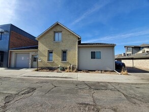 Building Photo - 515 2nd St N