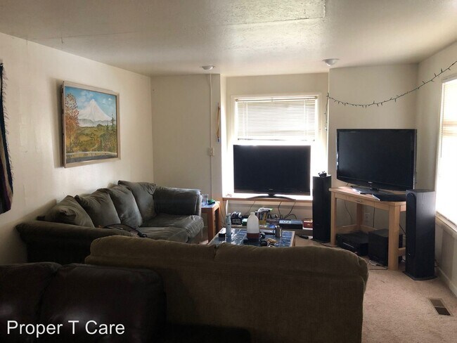 Foto del edificio - 4 br, 2 bath House - 218 NW 12th