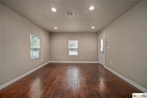 Building Photo - 212 E Bryce Ave