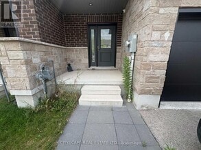 Building Photo - 117 Stephenson Way