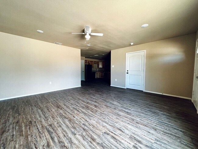 Foto del edificio - Modern 3-Bedroom, 2-Bathroom Home in North Lubbock