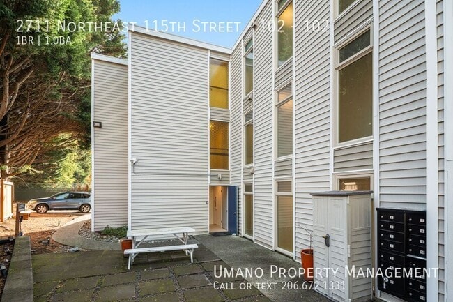 Foto del edificio - 2711 NE 115th St