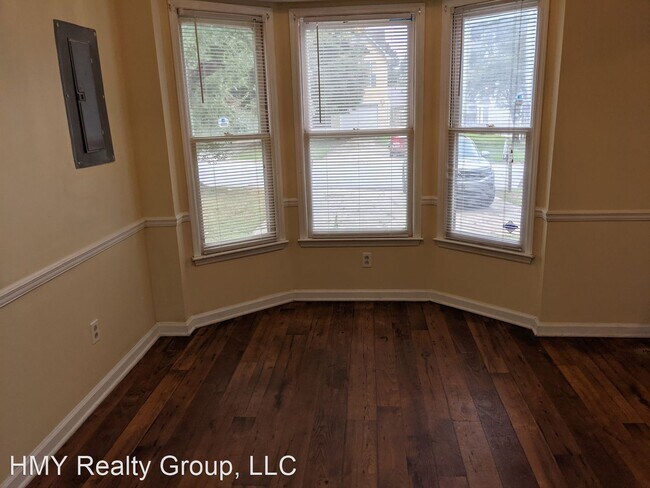 Foto del edificio - 2 br, 2 bath House - 8012 Woodlake Dr