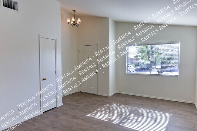 Foto del edificio - 10984 N Double Eagle Ct