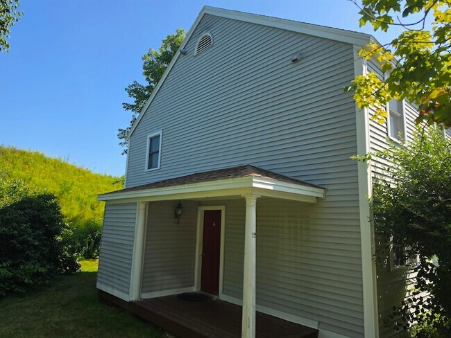 Foto del edificio - 251 W Knox Marsh Rd