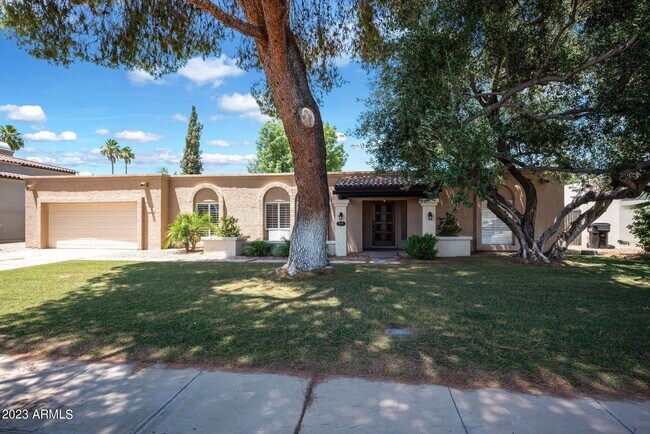 Building Photo - 8108 E Del Joya Dr