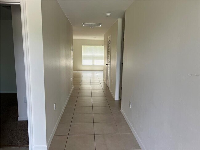 Foto del edificio - 1042 Bounds St