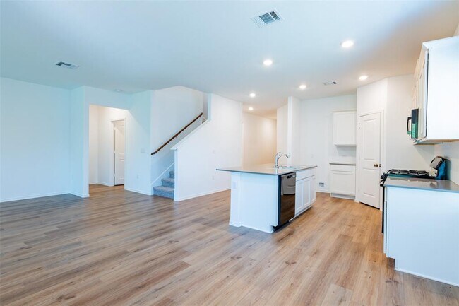 Building Photo - 10204 Prague Court Ct