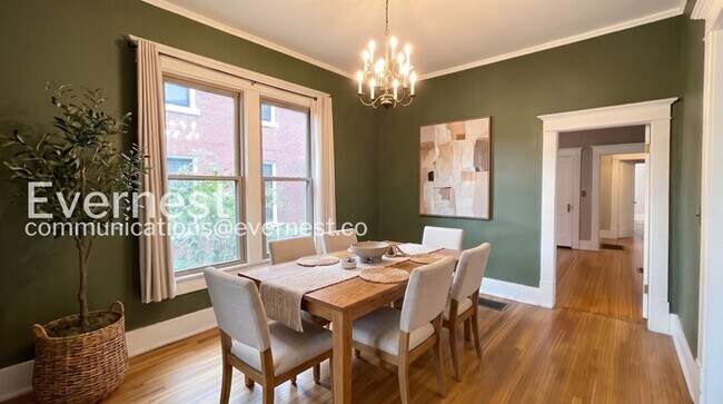 Foto del edificio - 3 Bed/2 Bath Home with Fenced Yard / Pet-Friendly / Available Now!