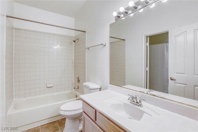 Building Photo - 8301 Boseck Dr