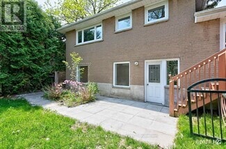 Building Photo - 27 Heathview Ave