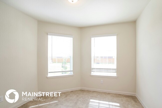 Foto del edificio - 9506 Olive Stone Dr