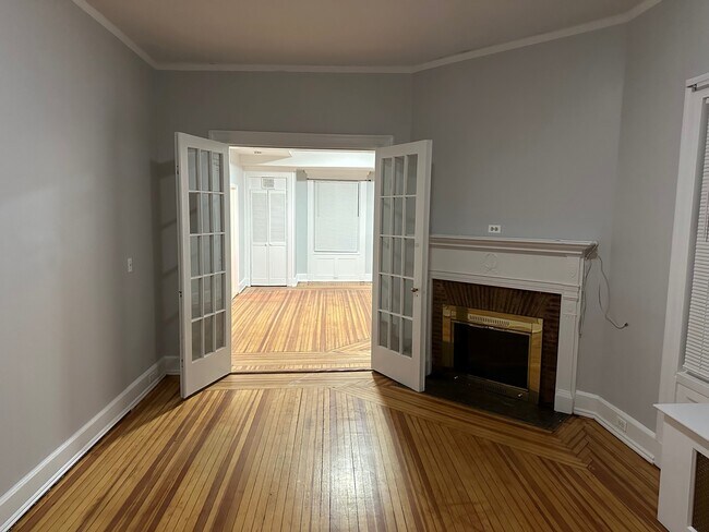 Bedroom - 182 Park Ave