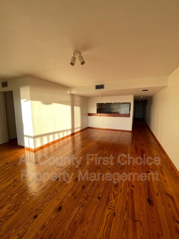 Building Photo - 3200 Gulf Blvd